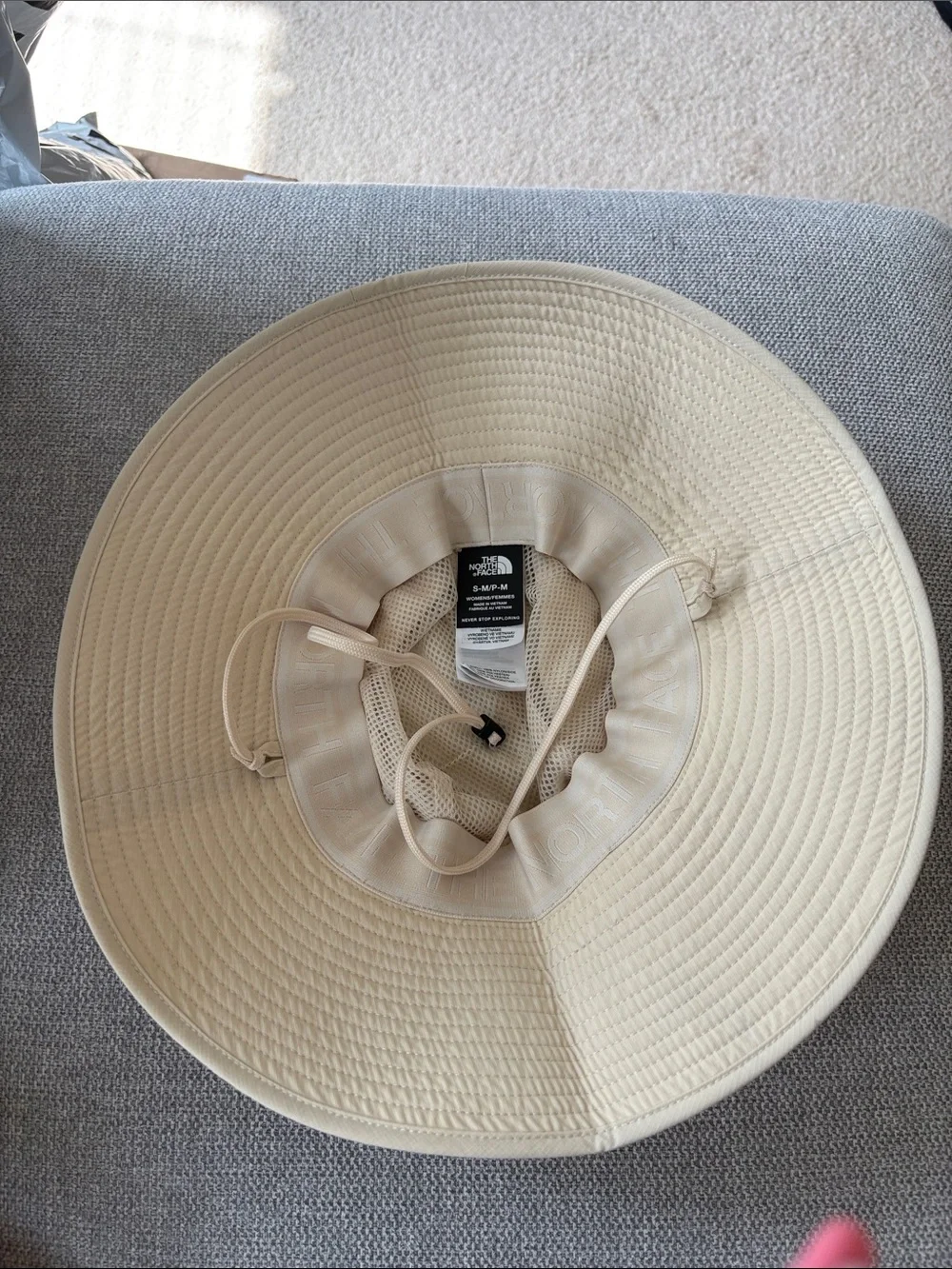 The North Face Bucket Brimmer Hat Women’s Size S/M